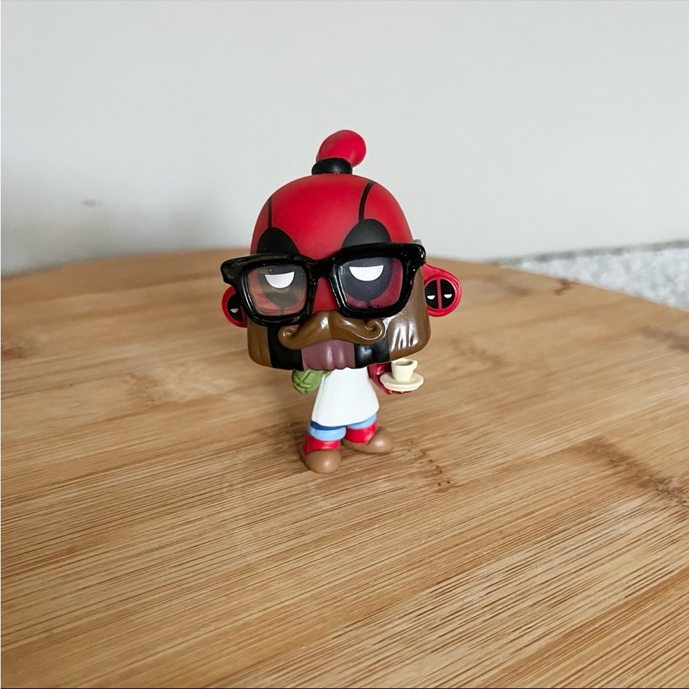 ❄️5/$20 Funko Mystery Minis Marvel Deadpool 30 Years Bobbleheads Barista Figure